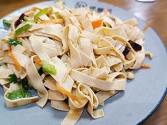 凉拌干豆腐丝-季掌门牛骨火锅(于洪广场店)