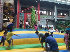 -蒙特利亲子乐园