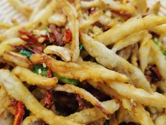 -江城燕子大排档(江汉路步行街店)