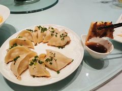 鲜肉虾仁锅贴-漢舍中国菜馆(889广场店)