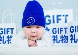 -熊猫叔叔高端儿童摄影(清江商场店)