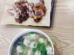 -石门侯·石门馄饨侯(革新北街店)