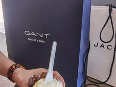 -VENCHI 闻绮(上海佛罗伦萨小镇店)