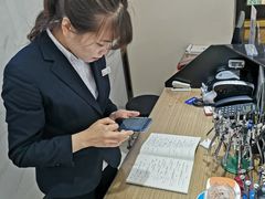 -兰科达眼镜(西固店)