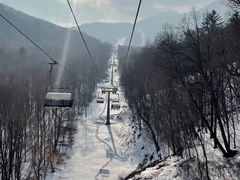 -亚布力新体委滑雪场