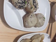 -小杨生煎(浦江欢乐颂店)