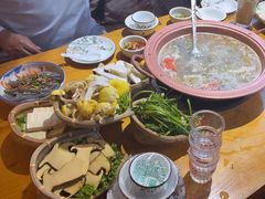 -民食香·腊排骨野生菌美食(木府店)