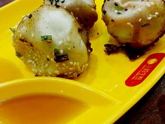 -小杨生煎(金山百联购物中心3楼店)