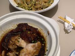 -老码头黑皮肘子锅包肉(赣水路店)