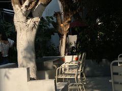 -ADO KAFE(大学城店)