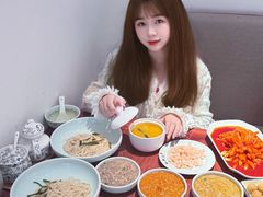 -裕兴记•蟹黄面馆(人民广场店)