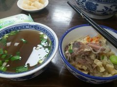 -崇德楼水盆牛羊肉泡馍馆(文艺路店)