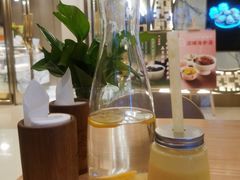 芒果酸奶-船歌·鱼水饺青岛菜(国贸商城店)