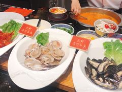 -四海一家自助餐(益田假日广场店)