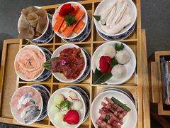 -井格重庆火锅(临平银泰城店)