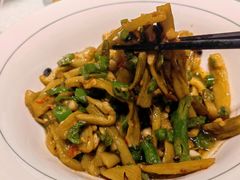 乡里芋荷-湘知湘味(岳麓山店)