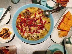 -姚姚酸菜鱼·金戈戈香港豉油鸡(喜荟城联名店)