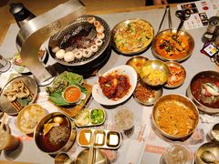 -草家酱蟹炭火烤肉店(珲春南路一店)