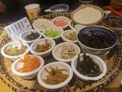 -包整·丝娃娃(一览甲秀楼风景店)