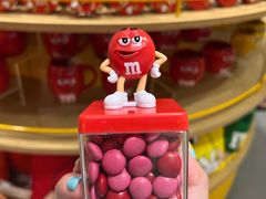 -m豆巧克力世界(上海世茂广场店)