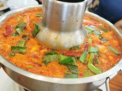 -Chom Cafe and Restaurant