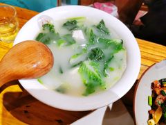 小白菜豆腐汤-老滇山寨•云南特色菜•地方菜•民族风情歌舞表演(金碧店)