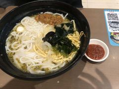 -灵芝妹子海鲜米线(凯德和平广场店)