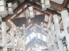 -亚龙湾喜来登·美景台大堂吧