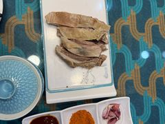 -三江源美食城