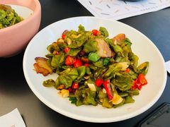 莴笋炒腊肉-渔芙南(三里屯店)
