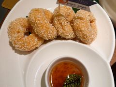 炸虾饼配泰国梅子酱-帕蓝·暹罗料理(大学路店)