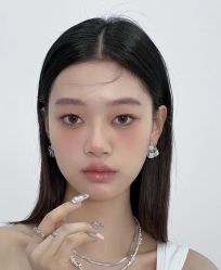 -明天见·化妆造型工作室