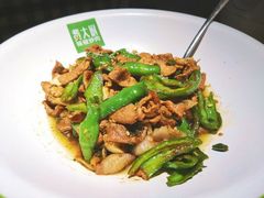 -费大厨辣椒炒肉(万家丽一店)