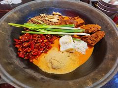 -四小区火锅·巷子里的重庆火锅(花照壁店)