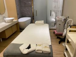 -香港倾城国际·美容美体中心