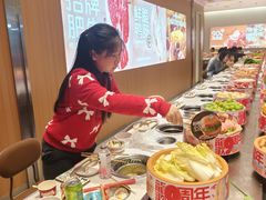 -龍歌自助小火锅(市南金茂湾店)