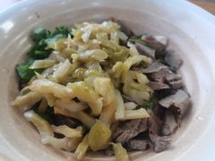 牛肉拌榨菜-老冯拉面羊棒骨(西宸广场店)