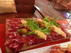 -斯普汇生蚝牛排馆(中骏世界城店)