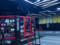-成杰格斗·拳击·柔术·防身术(建设路店)
