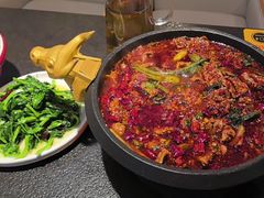 -万重锦·人文川菜馆(骡马市店)