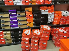 -法雅体育工厂店(皂君庙路店)