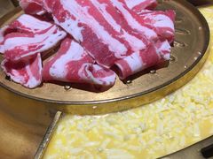 芝士锅底-猪啊牛呀羊啊铜盘烤肉(正大广场店)