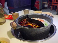 -钢管厂五区小郡肝串串香(蜀都万达店)