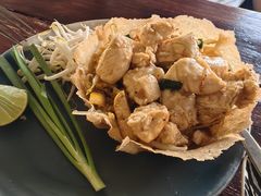 -Pad Thai Kratong Thong by ama