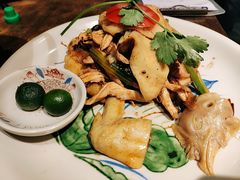 越式盐焗麻油鸡-大头虾越式风味餐厅(光明广场店)
