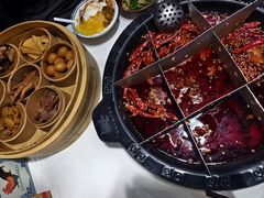 -卤校长老火锅(杨家坪直营店)