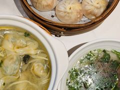 头牌蟹粉小笼-馋三尺蟹粉小笼(人民广场店)