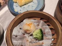 -广州中心皇冠假日酒店·百粤楼