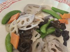 -谭厨中山传家菜.乳鸽.脆鲩鱼(华强北中航城店)
