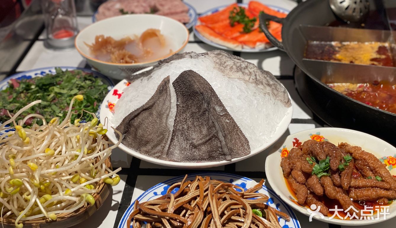 开放后的第一次火锅，吃起很安逸[调皮]